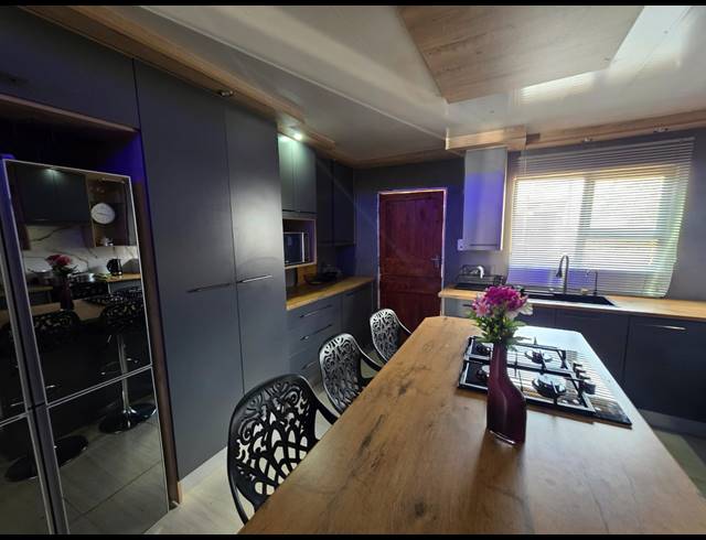 3 BEDROOM HOUSE FOR SALE IN ZAMDELA